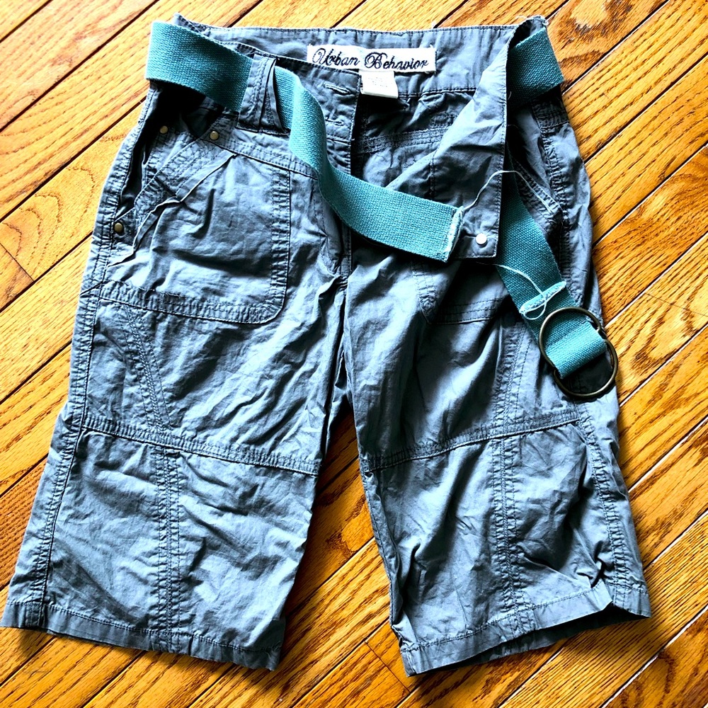 Urban behavior shorts/ capris